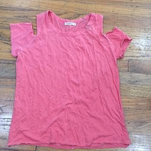 Sunnyside cold shoulder tee